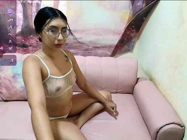 ambersexy18 webcam