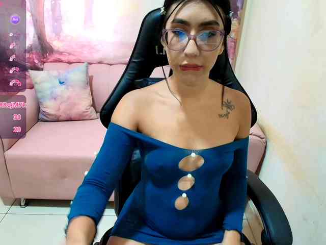 ambersexy18 webcam