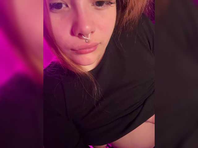alissh18 live cam preview