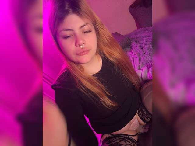 alissha05 live cam on BongaCams