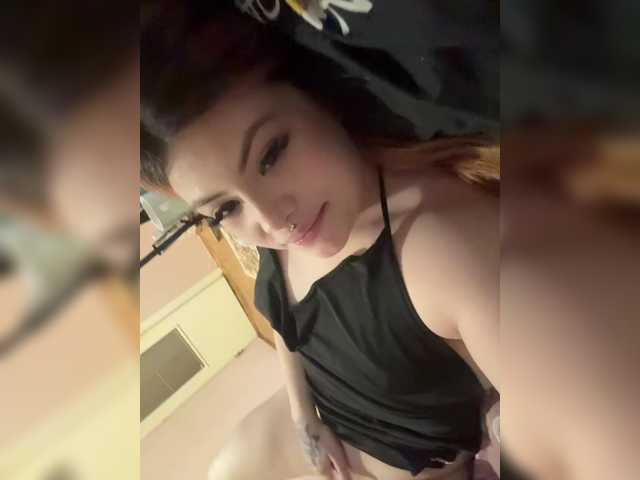alissha05 live cam on BongaCams