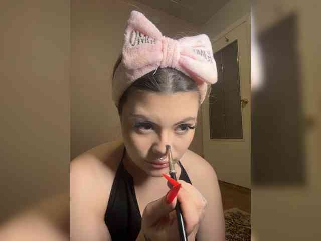 alissh18 webcam