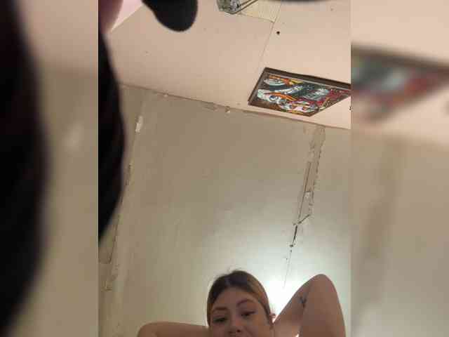 alissh18 webcam