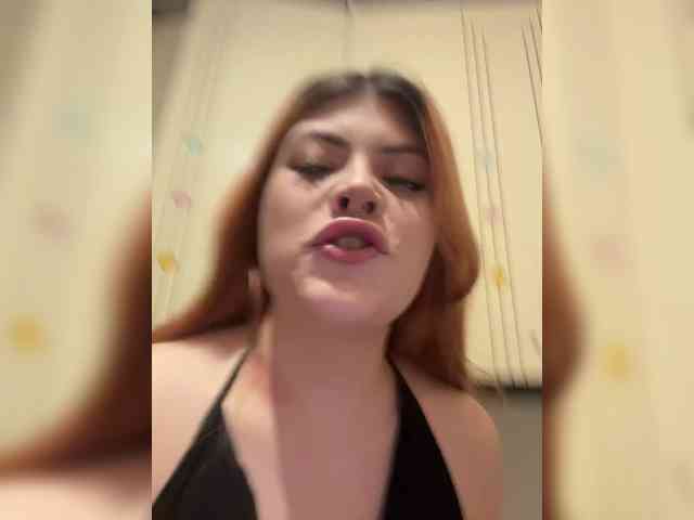 alissha05 live female cam on bongacams