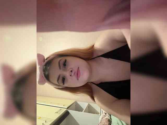 alissh18 webcam