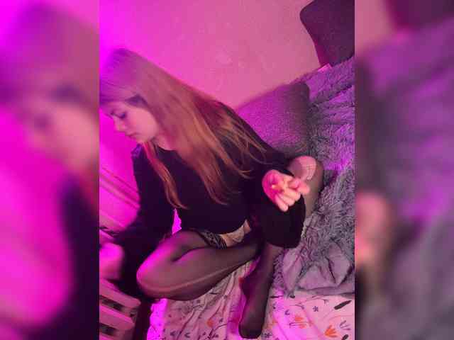 alissh18 webcam