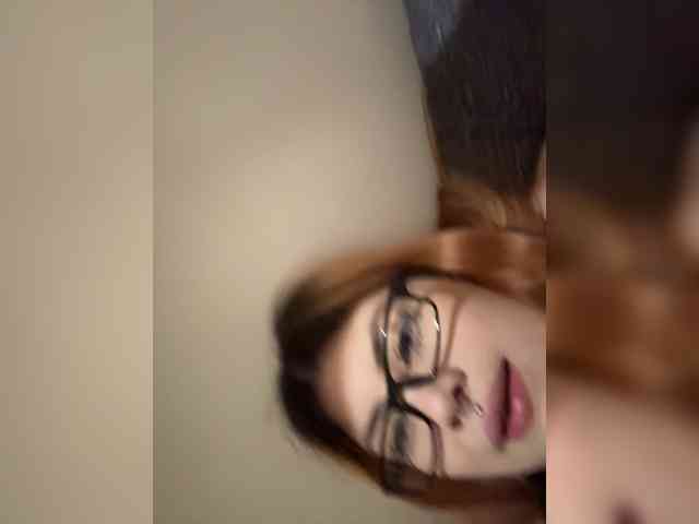 alissh18 webcam