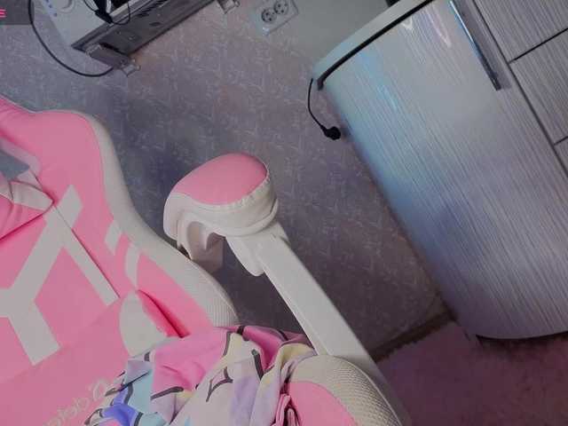 Hi-Kitti live cam on BongaCams