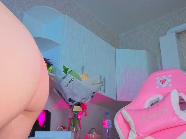 TinyDoll live cam on BongaCams