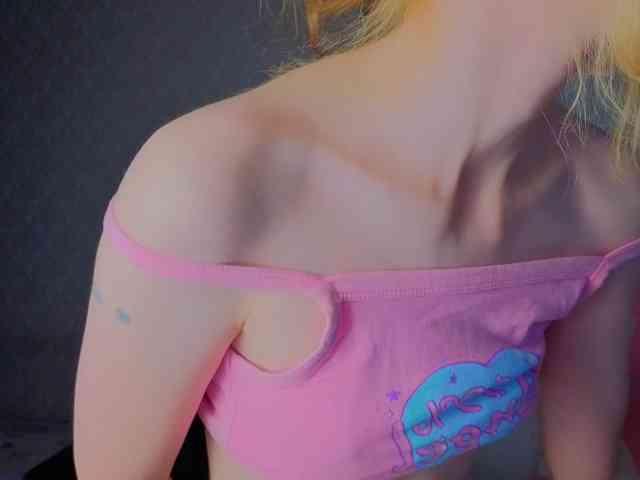 TinyDoll webcam
