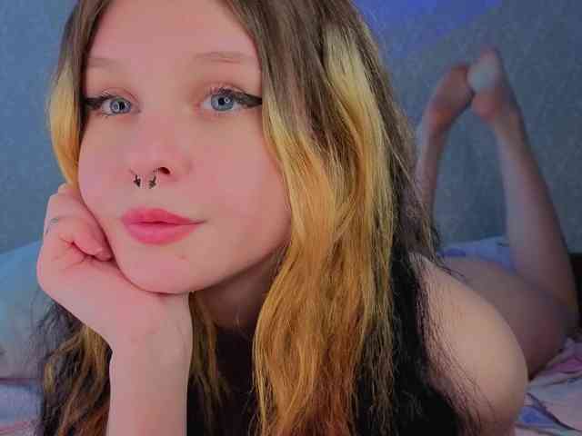 TinyDoll webcam