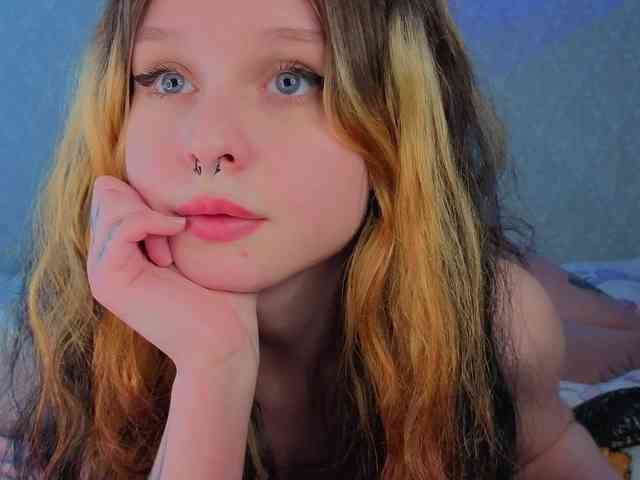 TinyDoll webcam