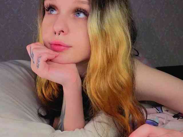 TinyDoll webcam