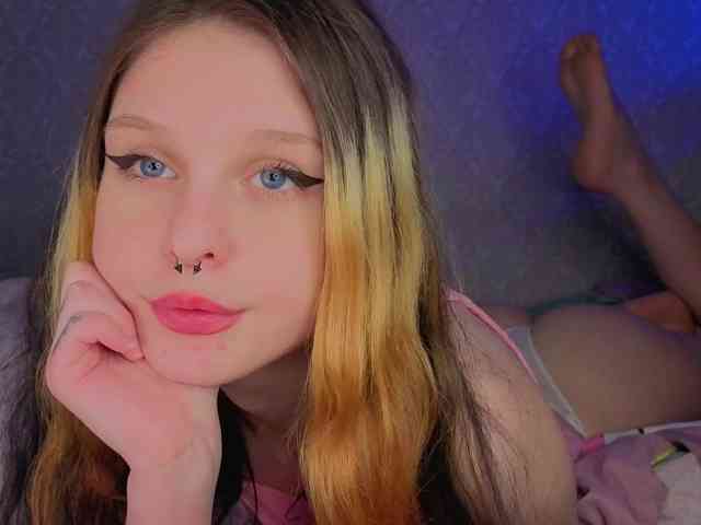 TinyDoll webcam