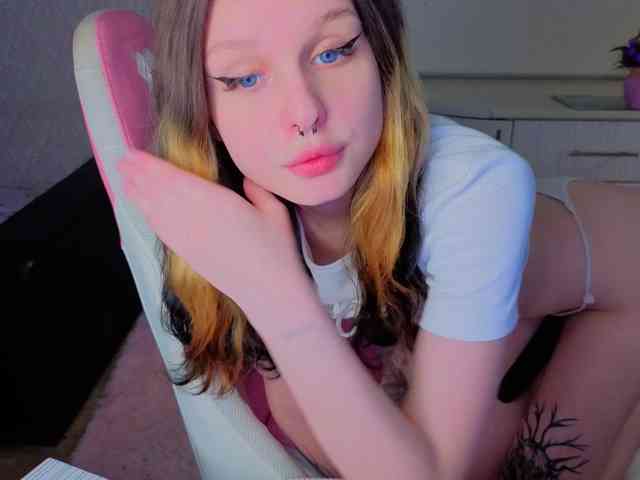 TinyDoll webcam