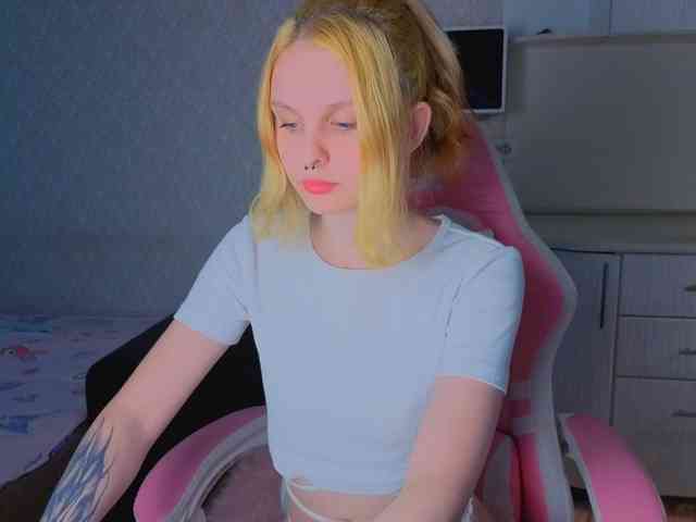 TinyDoll