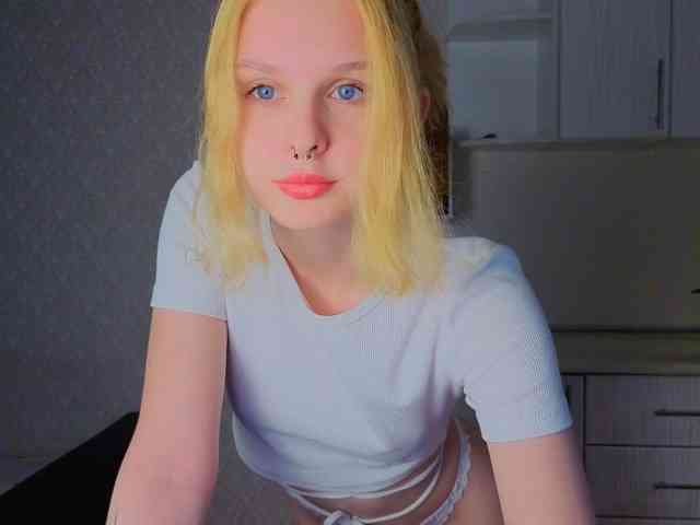 TinyDoll webcam