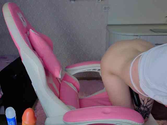 TinyDoll webcam