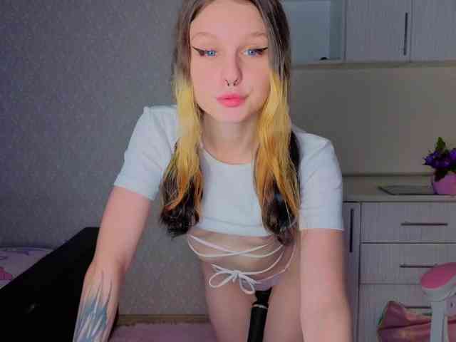 TinyDoll webcam