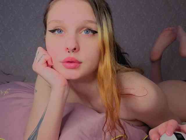 TinyDoll webcam