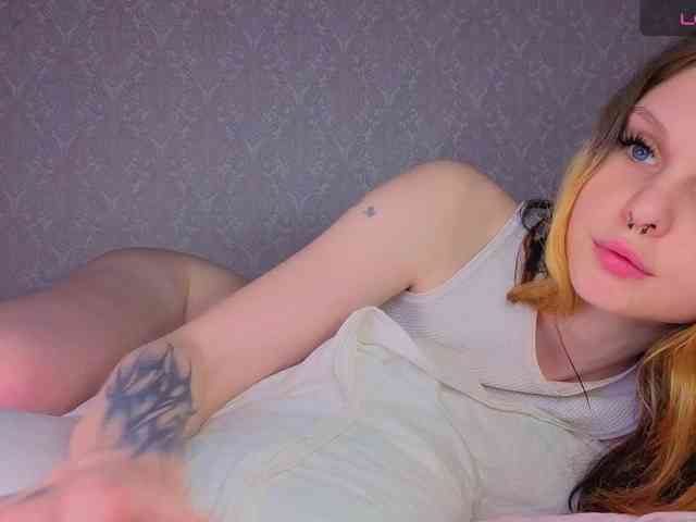 TinyDoll webcam
