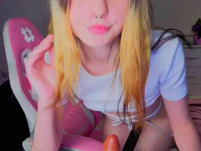 TinyDoll webcam