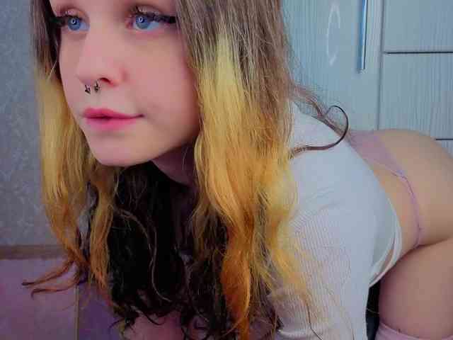 TinyDoll webcam