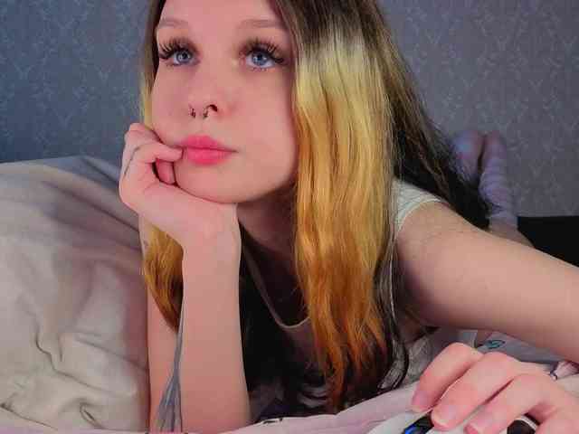 TinyDoll webcam