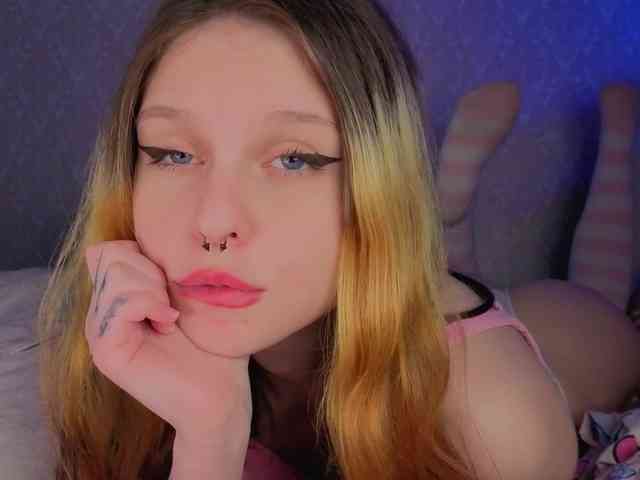 TinyDoll webcam
