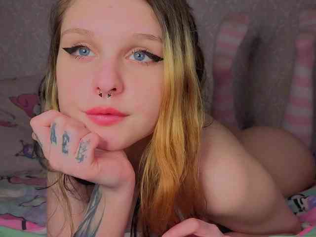 TinyDoll webcam