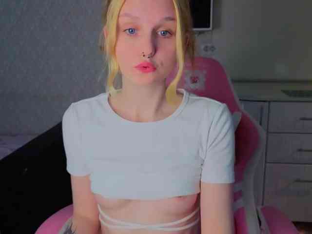 TinyDoll webcam