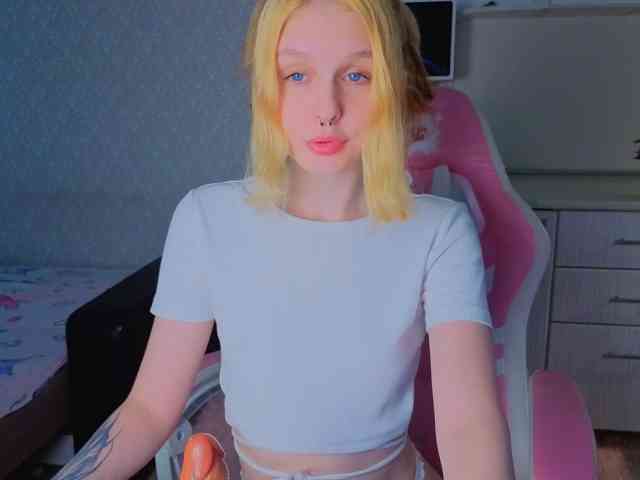 TinyDoll webcam