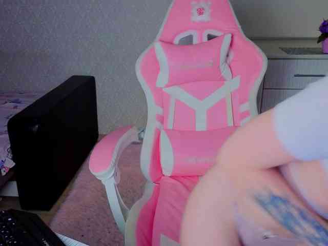 TinyDoll webcam
