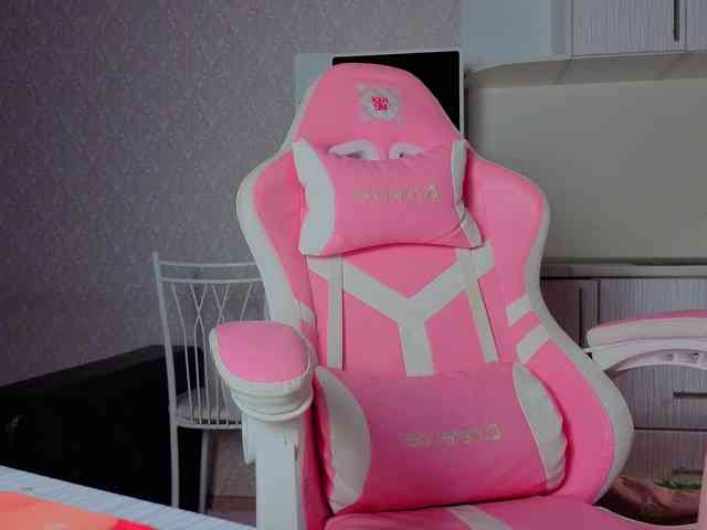 TinyDoll webcam