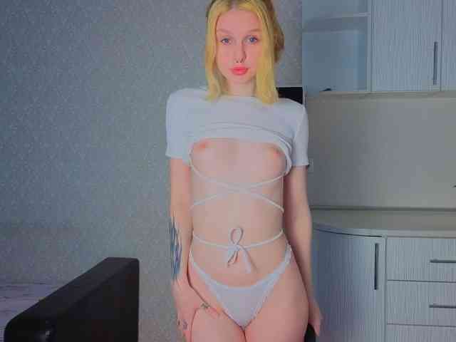 TinyDoll webcam