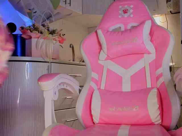 TinyDoll webcam