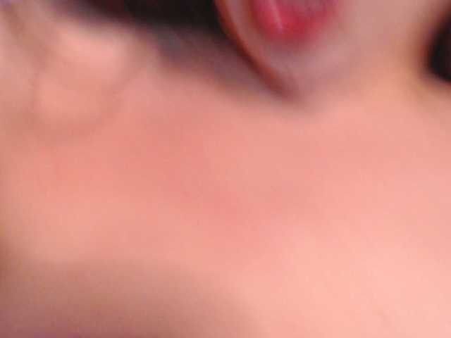 xlilpeach live cam on BongaCams