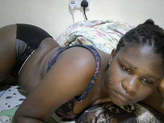 adara-lee live cam on BongaCams