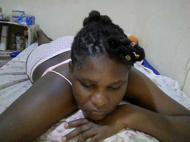 adara-lee live cam on BongaCams