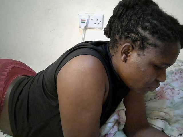 adara-lee live cam on BongaCams