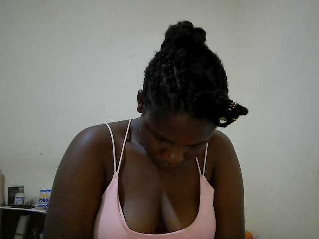adara-lee live cam on BongaCams
