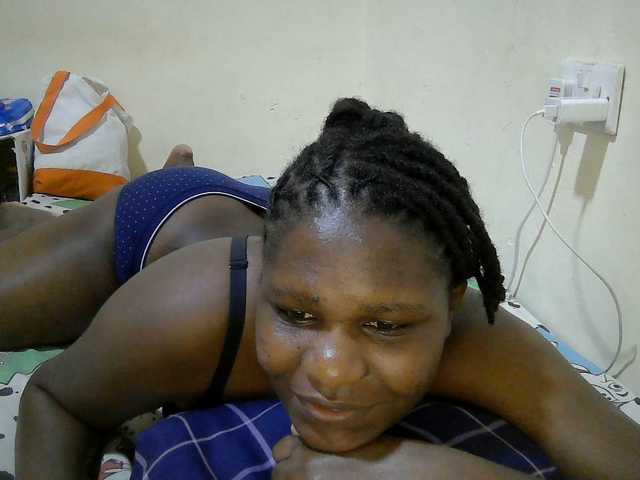 adara-lee live cam on UnifiedCams