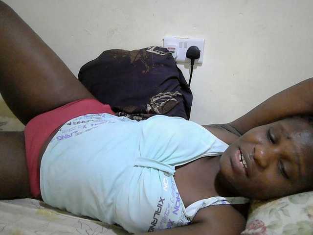 adara-lee live cam on BongaCams