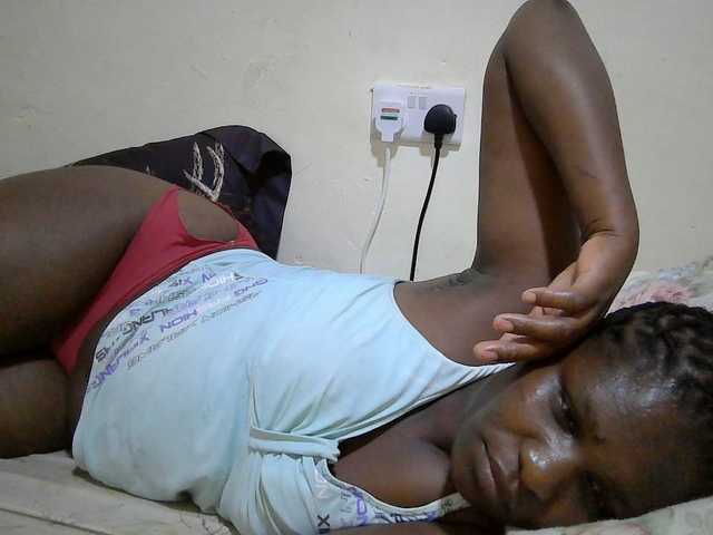 adara-lee live cam on BongaCams