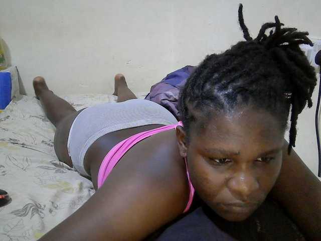 adara-lee live cam on BongaCams