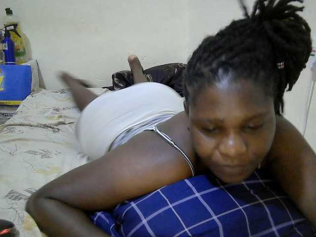 adara-lee live cam on BongaCams