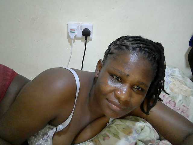 adara-lee live cam on BongaCams