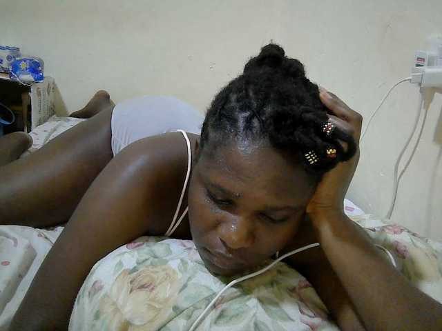 adara-lee live cam on BongaCams