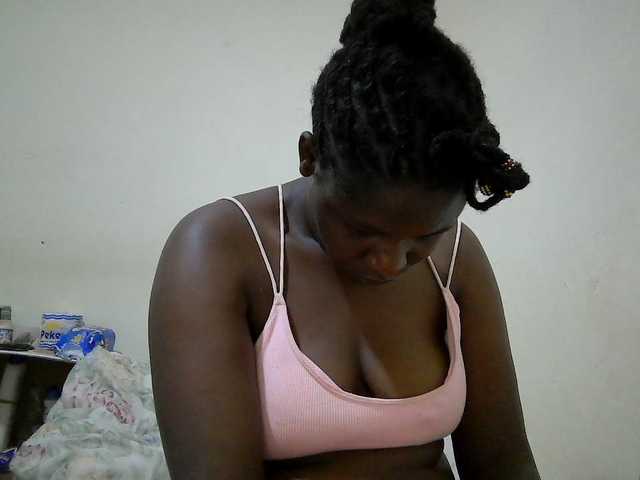 adara-lee live cam on BongaCams