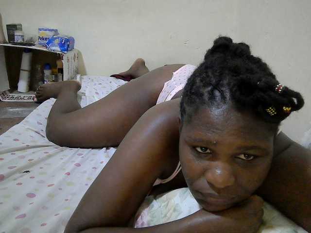 adara-lee live cam on BongaCams
